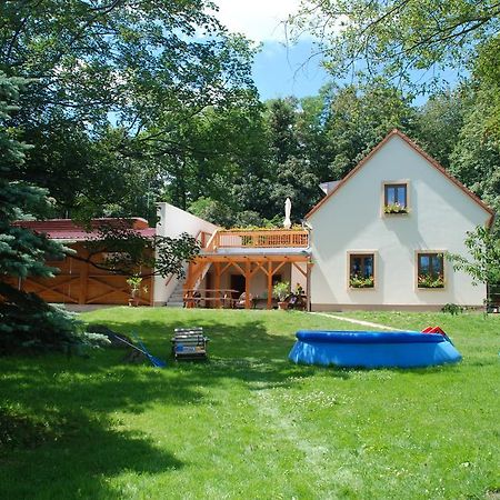 Penzion Staj Navary Apartment Екстериор снимка