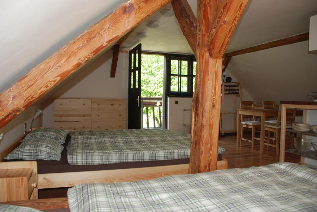 Penzion Staj Navary Apartment Екстериор снимка